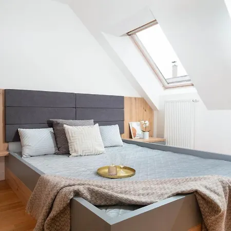Apartment Center Location W Free Parking Bratislava